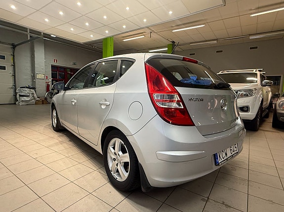 Hyundai i30 5 of 5