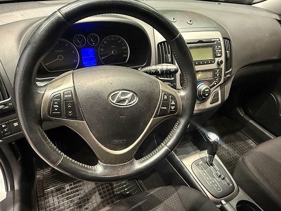 Hyundai i30 8 of 11
