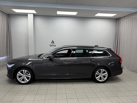 Volvo V90 2 of 5