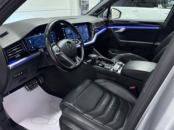 Volkswagen Touareg 13 of 30