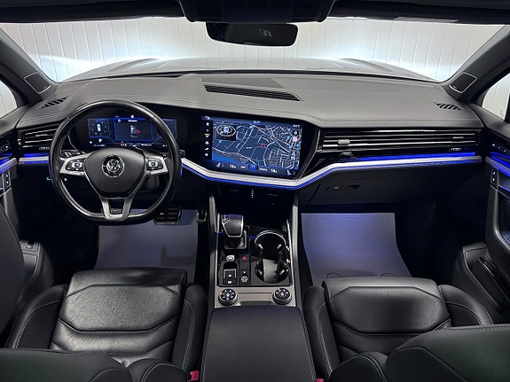 Volkswagen Touareg 12 of 30