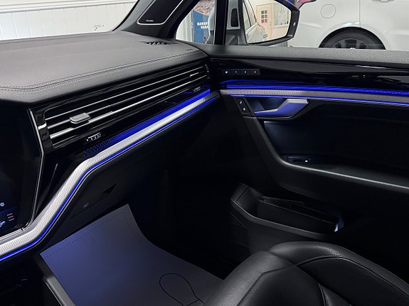 Volkswagen Touareg 29 of 30
