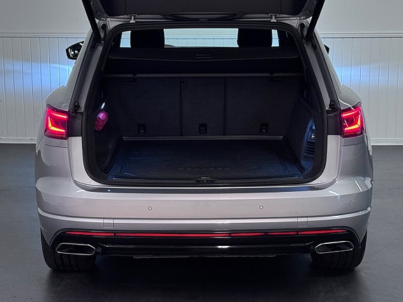 Volkswagen Touareg 10 of 30