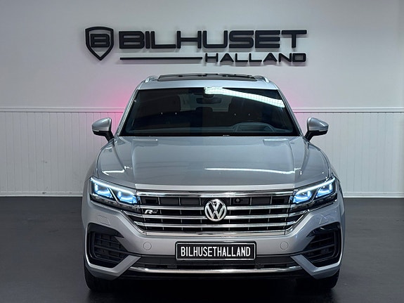 Volkswagen Touareg 3 of 30