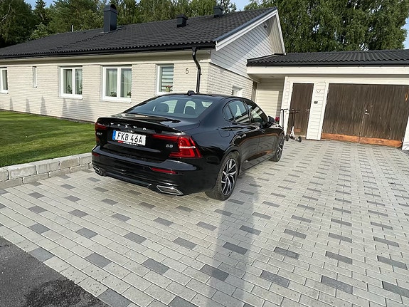 Volvo S60 3 of 5