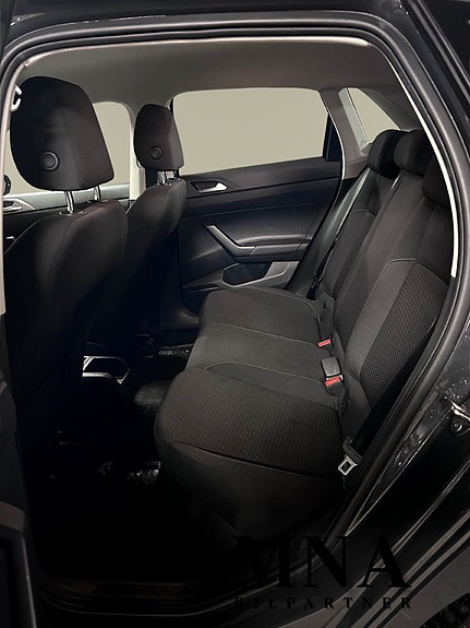 Volkswagen Polo 14 of 19