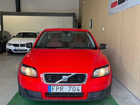 Volvo C30 2 of 5