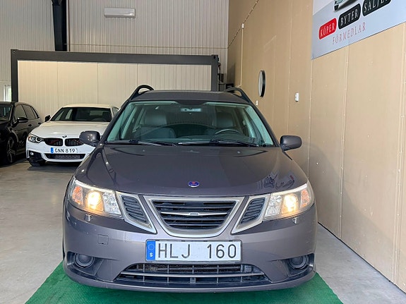 Saab 9-3 2 of 5