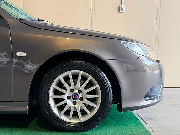 Saab 9-3 3 of 5