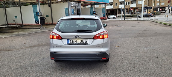 Ford Focus 3 of 5