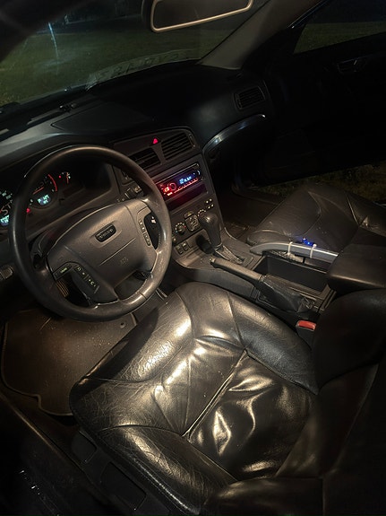 Volvo XC70 4 of 8