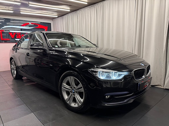 BMW 320d 2 of 5