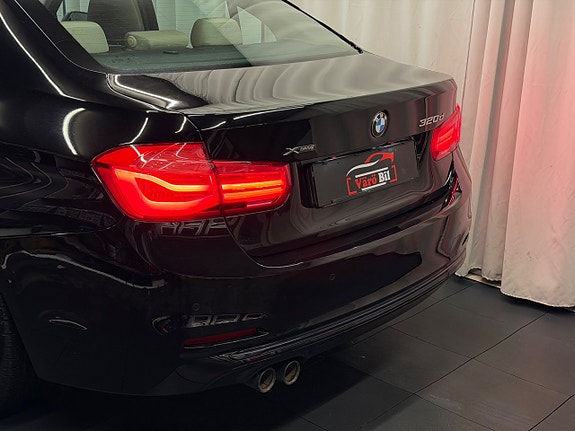 BMW 320d 4 of 5