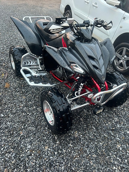 Yamaha Raptor 350 3 of 5