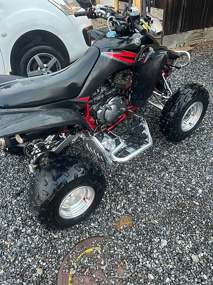 Yamaha Raptor 350 2 of 5