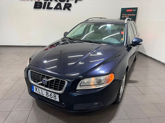 Volvo V70 11 of 23