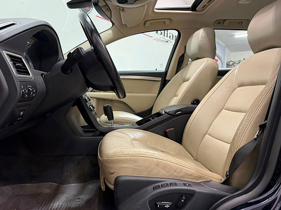 Volvo V70 14 of 23