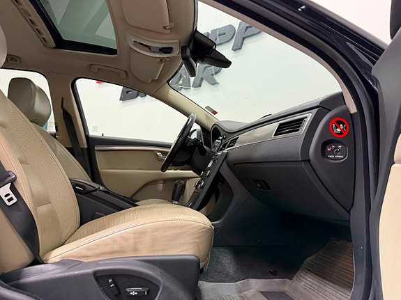 Volvo V70 6 of 23