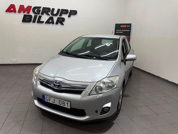 Toyota Auris 11 of 18