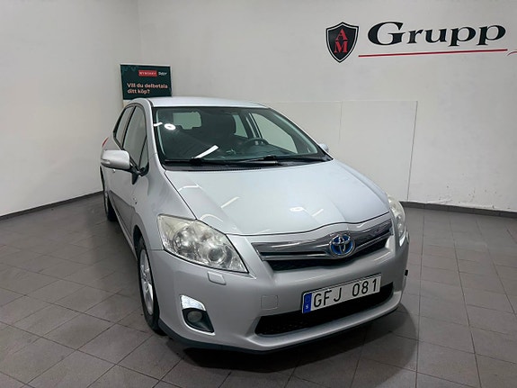 Toyota Auris 9 of 18