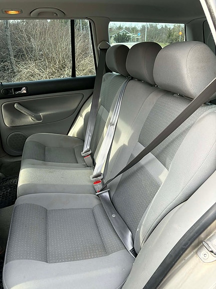 Volkswagen Golf IV 9 of 11