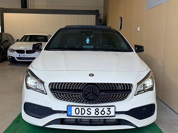 Mercedes-Benz CLA200 d 2 of 5