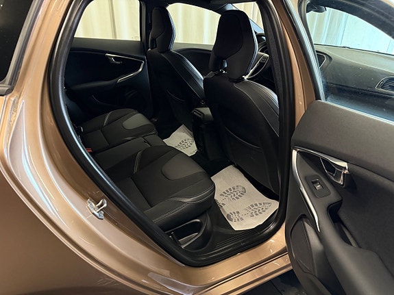 Volvo V40 21 of 30