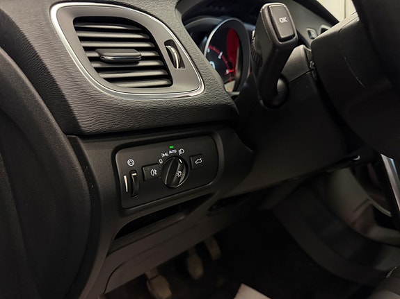Volvo V40 23 of 30