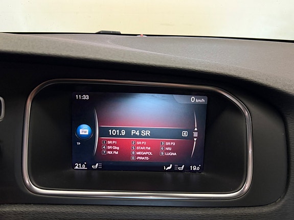 Volvo V40 15 of 30