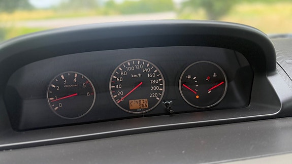 Nissan X-Trail 15 of 15