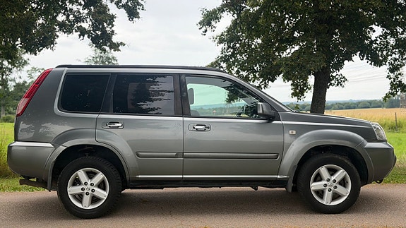 Nissan X-Trail 7 of 15