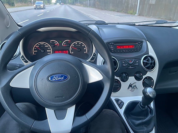 Ford Ka 5 of 6
