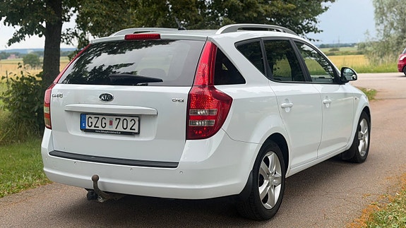 Kia Ceed 4 of 16