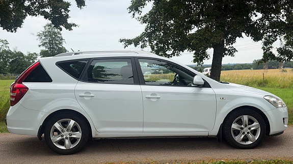Kia Ceed 7 of 16