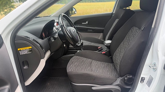 Kia Ceed 11 of 16