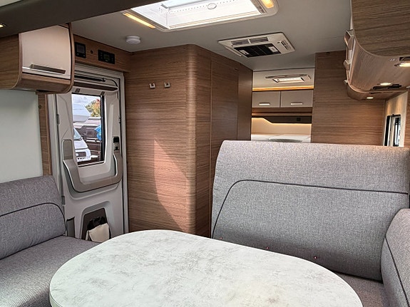Knaus Live 700 MEG EXTRA UTRUSTAD CA 300.000 kr ENDAST 650 MIL 10 of 30