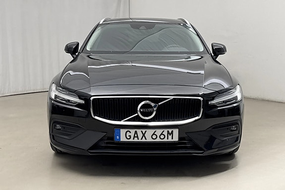 Volvo V60 2 of 5
