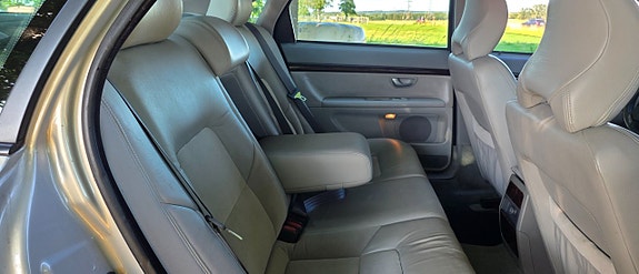 Volvo S80 11 of 15