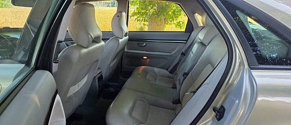 Volvo S80 12 of 15