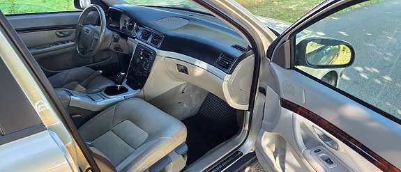 Volvo S80 10 of 15