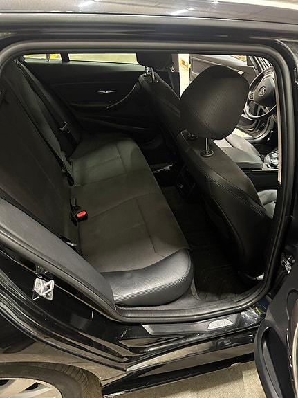 BMW 320d 8 of 10