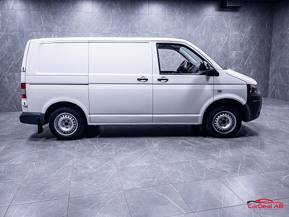 Volkswagen Transporter 8 of 28