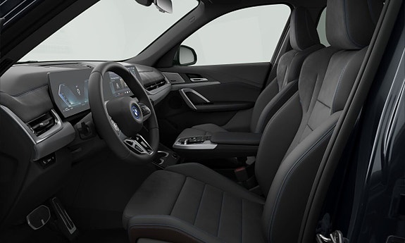 BMW X1 3 of 3