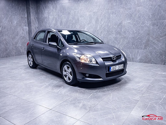 Toyota Auris 9 of 26