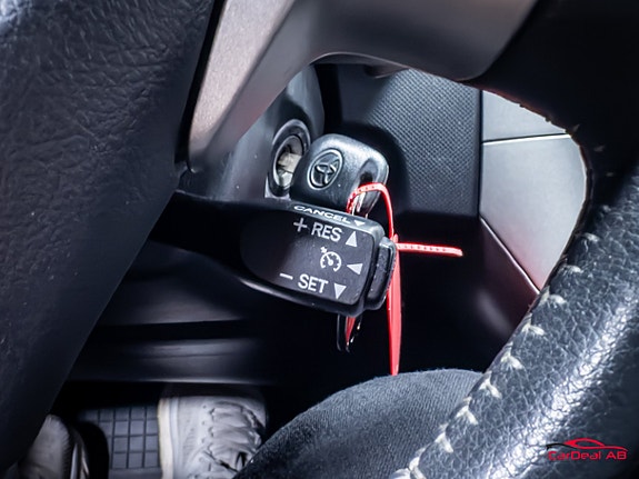 Toyota Auris 22 of 26