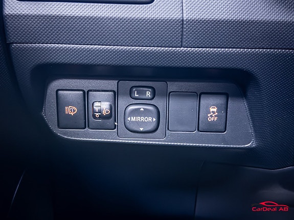 Toyota Auris 20 of 26