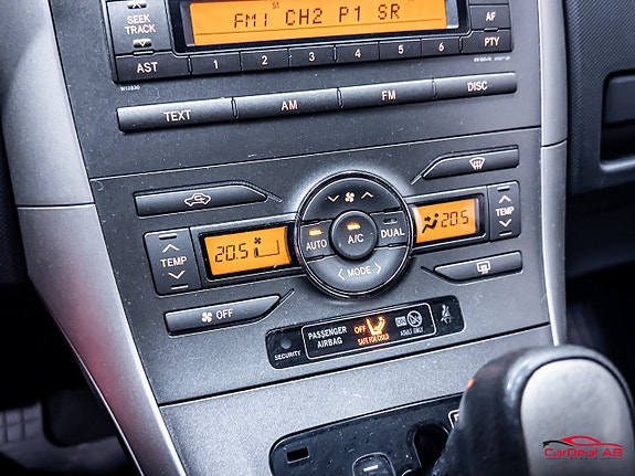 Toyota Auris 24 of 26