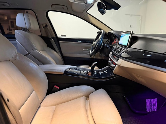 BMW 525d 15 of 23
