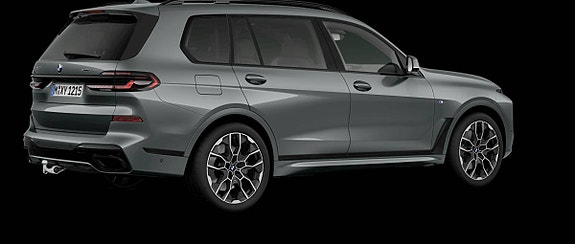 BMW X7 2 of 3