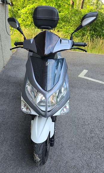 Pgo G-Max 220 3 of 5